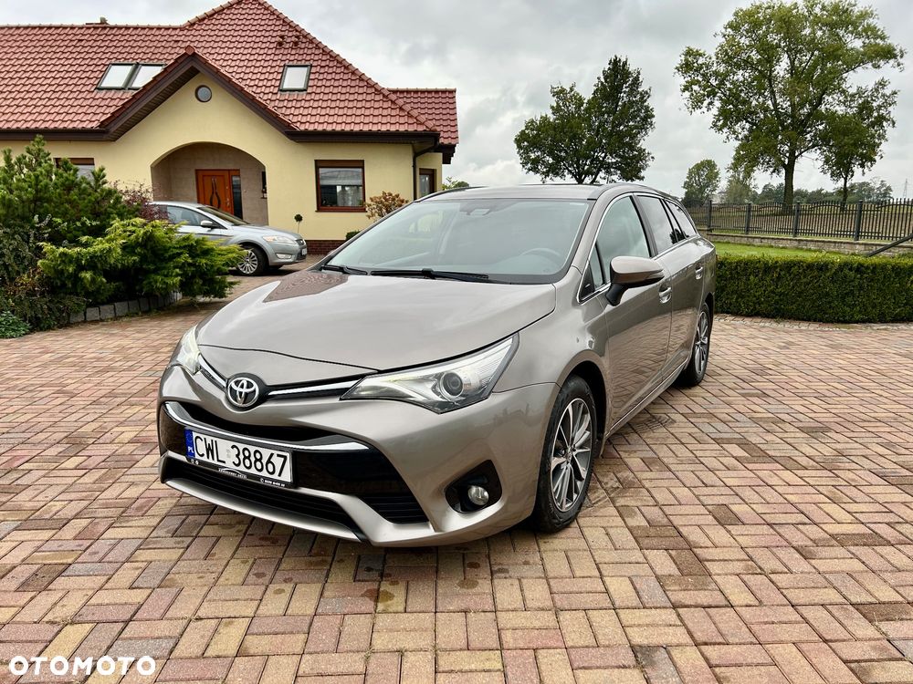 Toyota Avensis Touring Sports 1.6 D-4D - 7