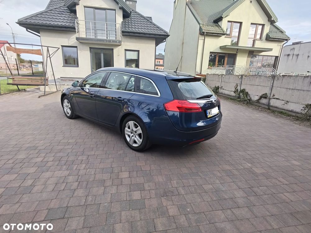 Opel Insignia 1.6 - 8