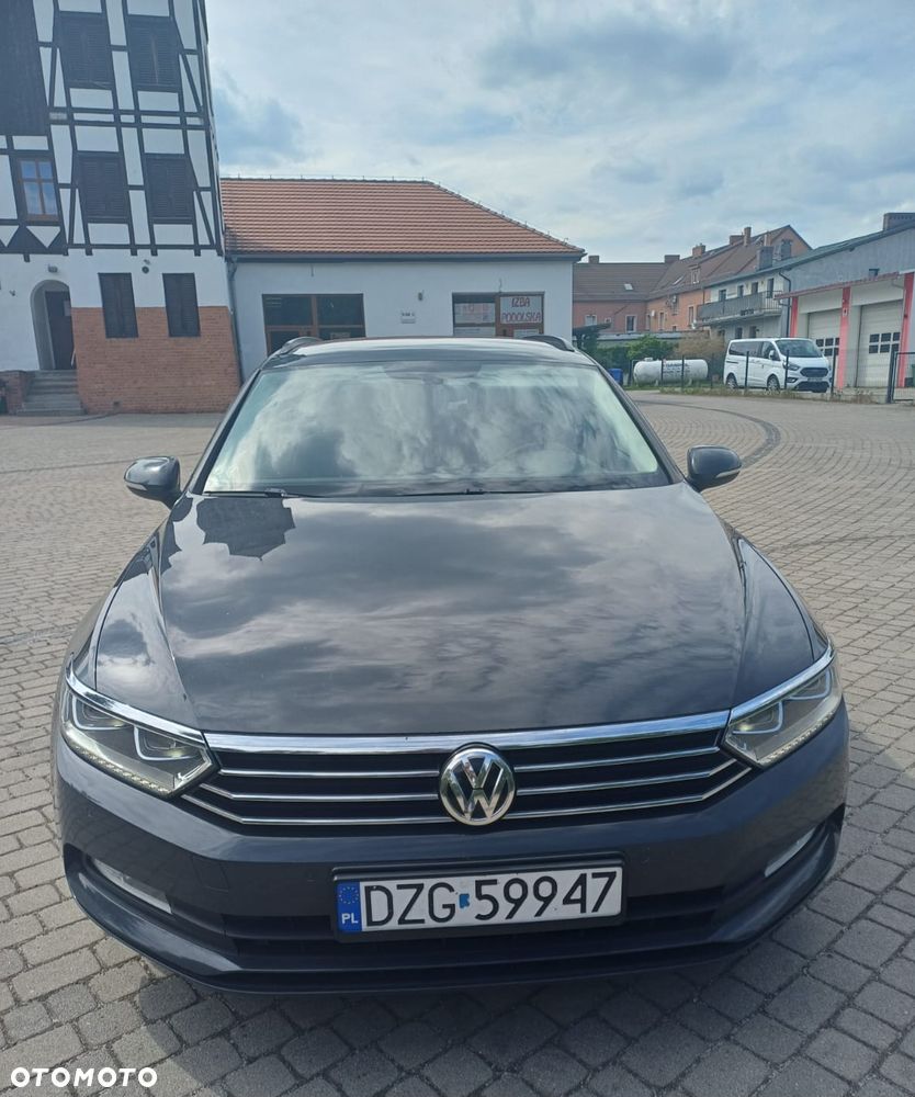 Volkswagen Passat 2.0 TDI (BlueMotion Technology) DSG Comfortline - 3