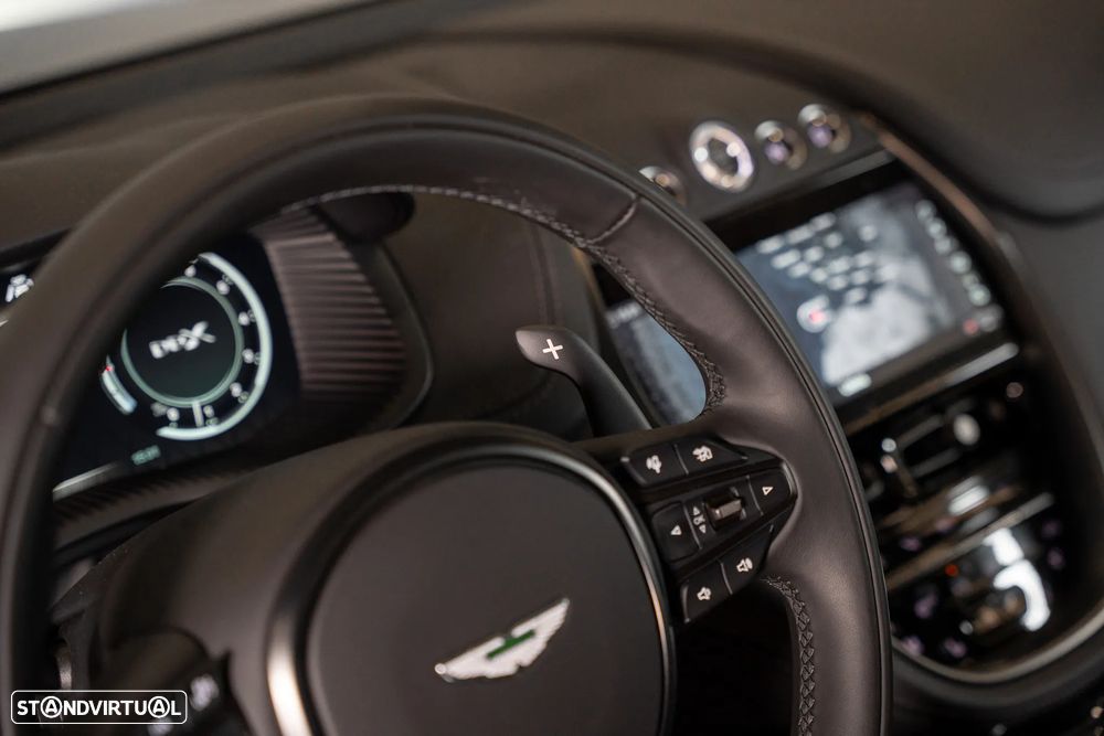 Aston Martin DBX 707 - 14