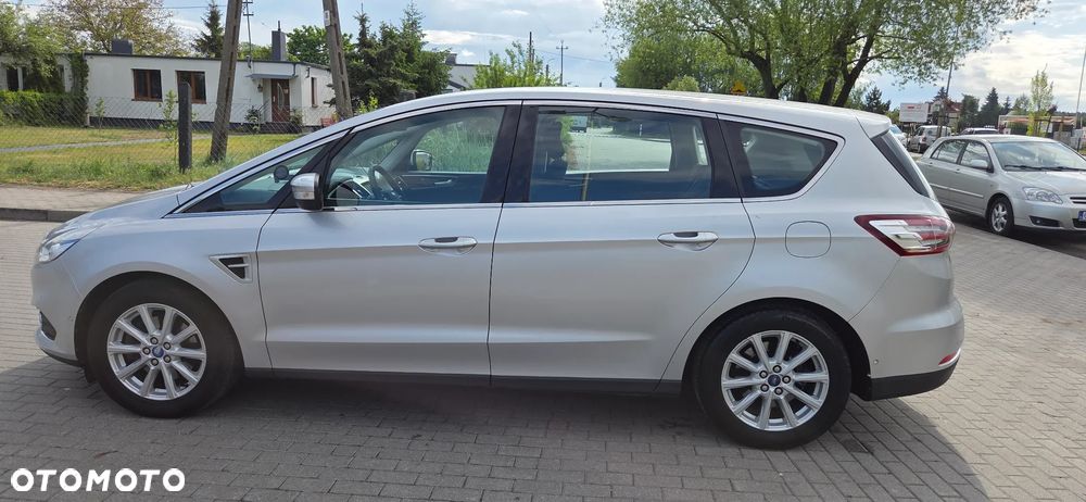 Ford S-Max 2.0 TDCi Titanium PowerShift - 38