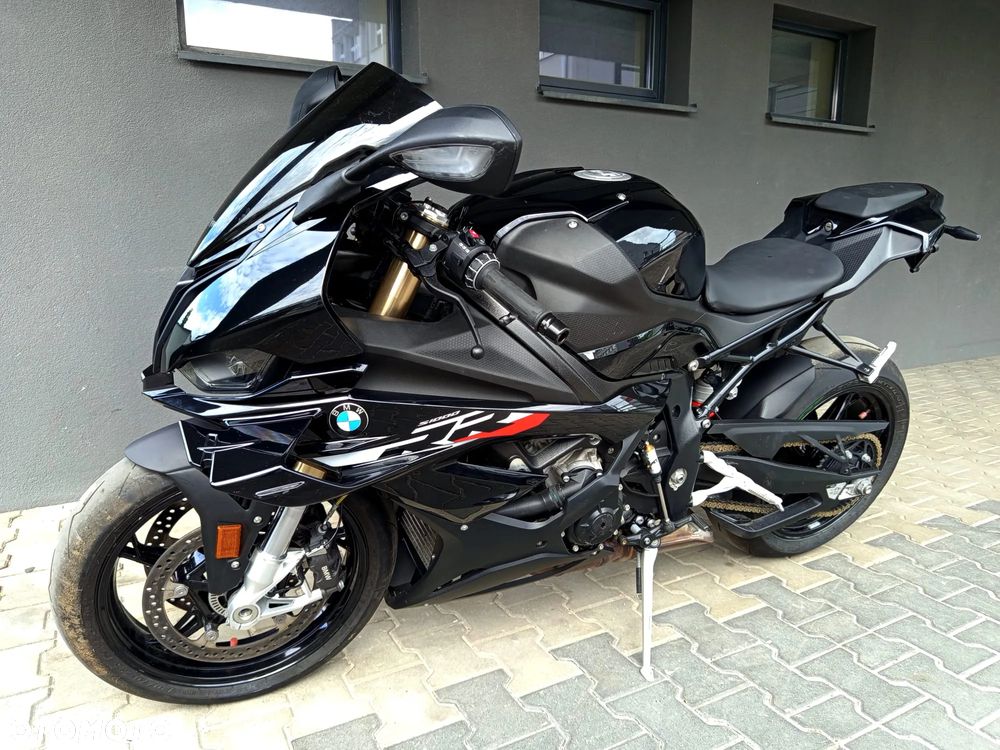 BMW S - 11