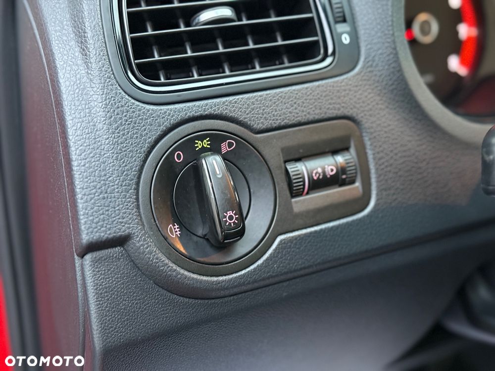 Volkswagen Polo - 14