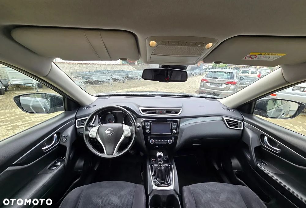 Nissan Sentra 1.8 XE - 5