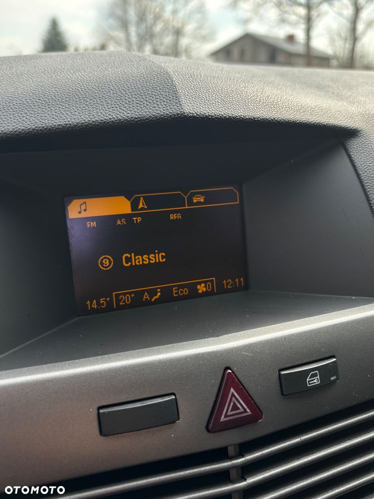 Opel Astra 1.4 NAVI - 12