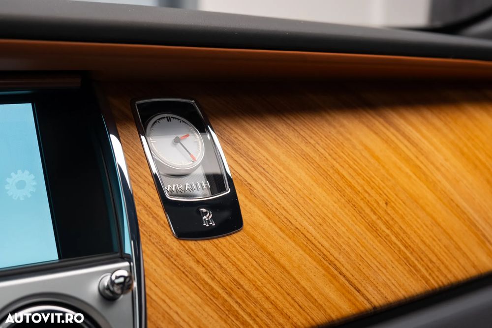 Rolls-Royce Wraith - 30