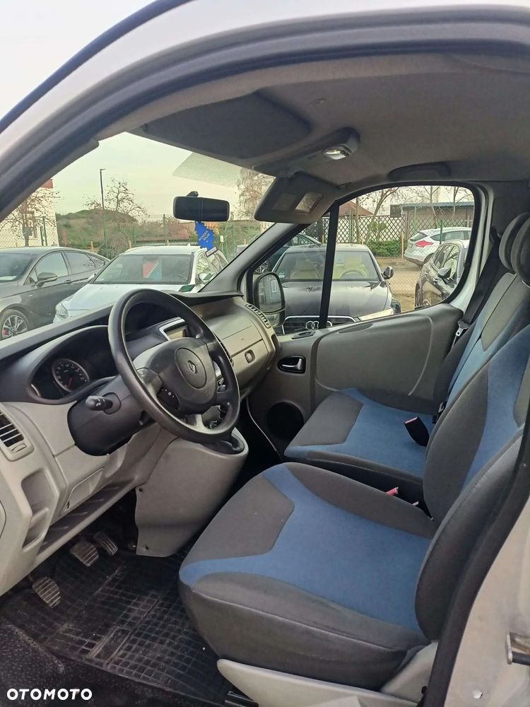 Renault Trafic 2.0 dCi 115 Passenger FAP L2H1 Expression - 8