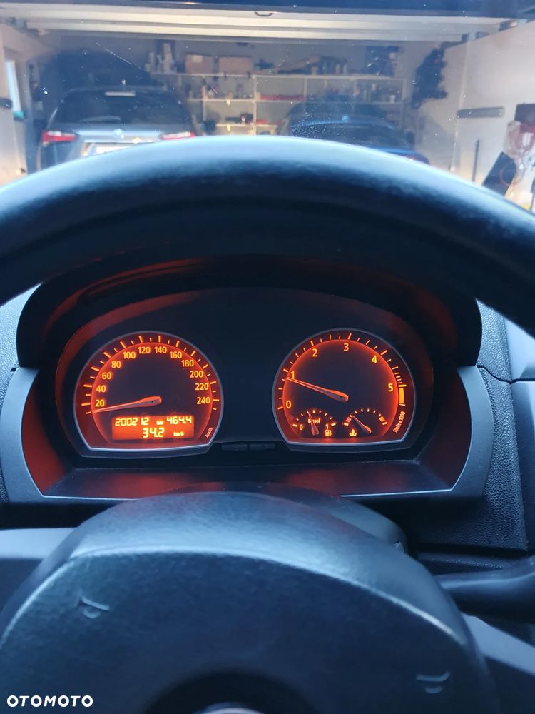 BMW X3 2.0d - 8