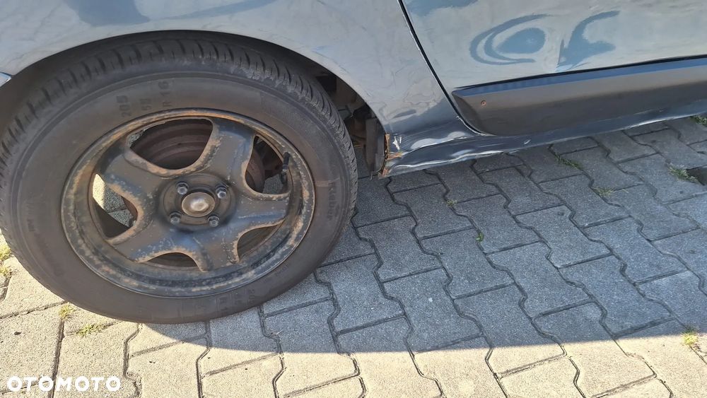 Dacia Lodgy 1.2 TCe Laureate - 15