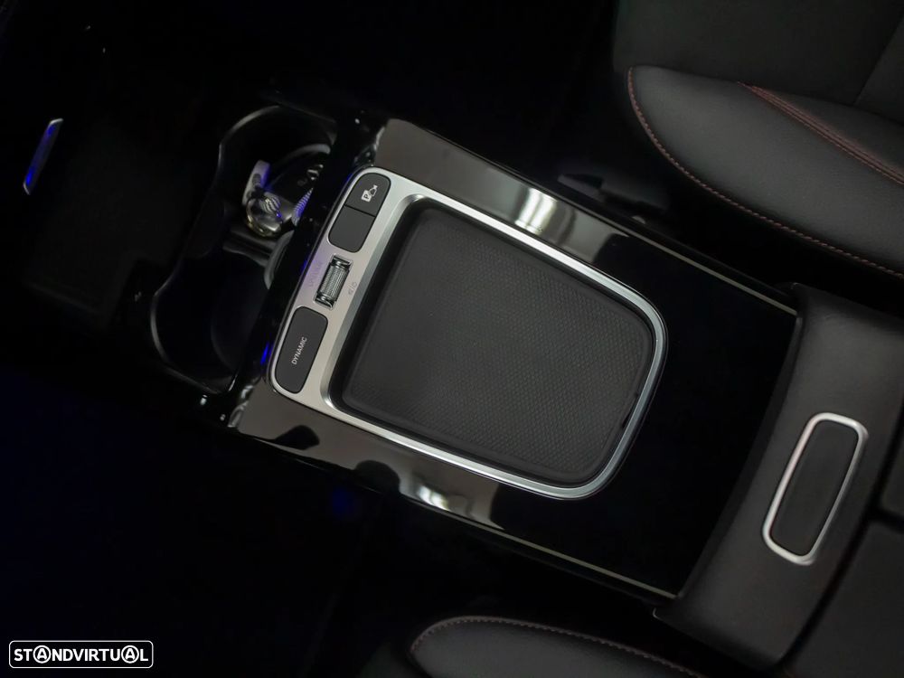 Mercedes-Benz A 200 AMG Line Aut. - 39