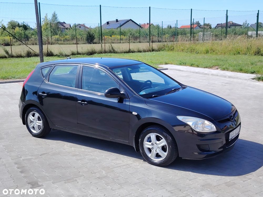 Hyundai i30 1.6 CRDi Style EU5 - 8