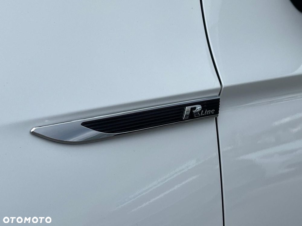 Volkswagen Passat Variant 2.0 TSI Elegance DSG - 11