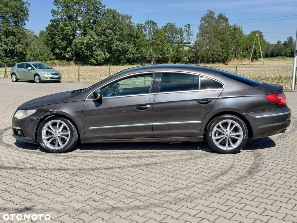 Volkswagen Passat CC - 4