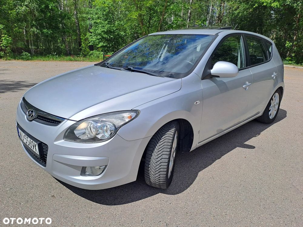 Hyundai i30 1.6 CRDi Comfort EU5 - 4