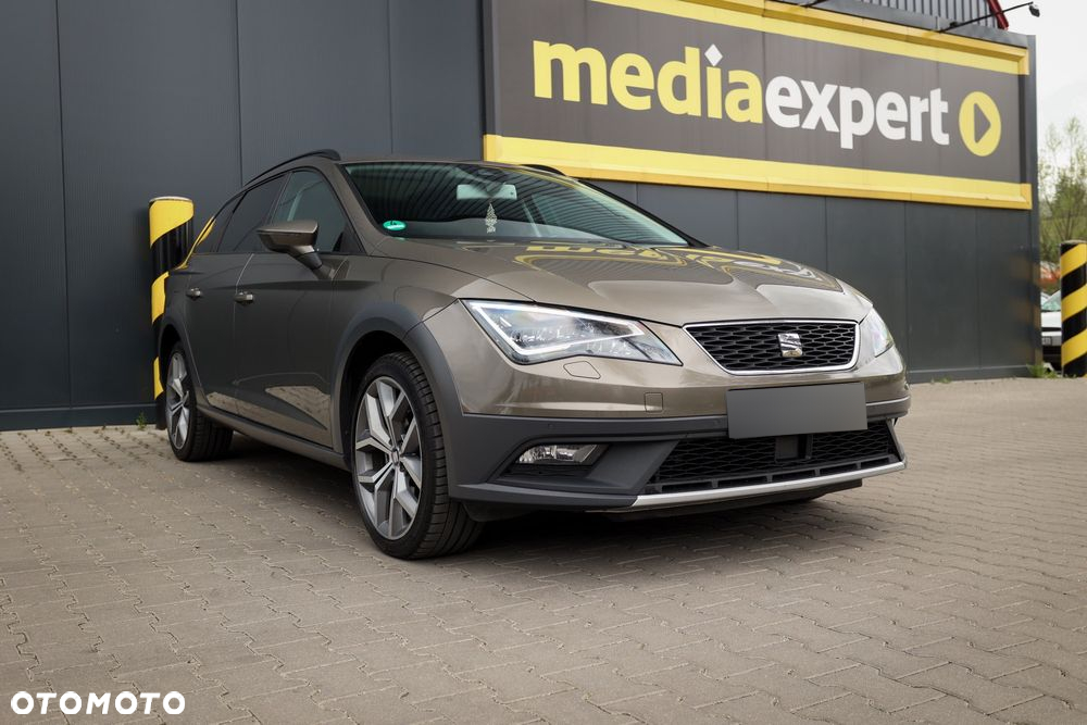 Seat Leon ST 2.0 TDI Start&Stop 4Drive DSG X-Perience - 11