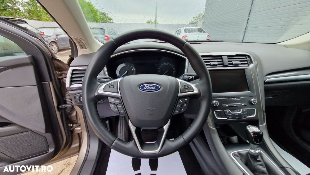 Ford Mondeo - 15