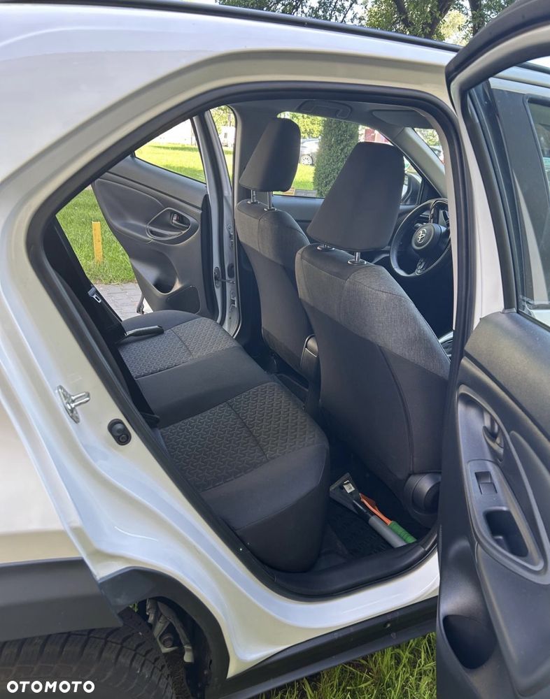 Toyota Yaris - 13