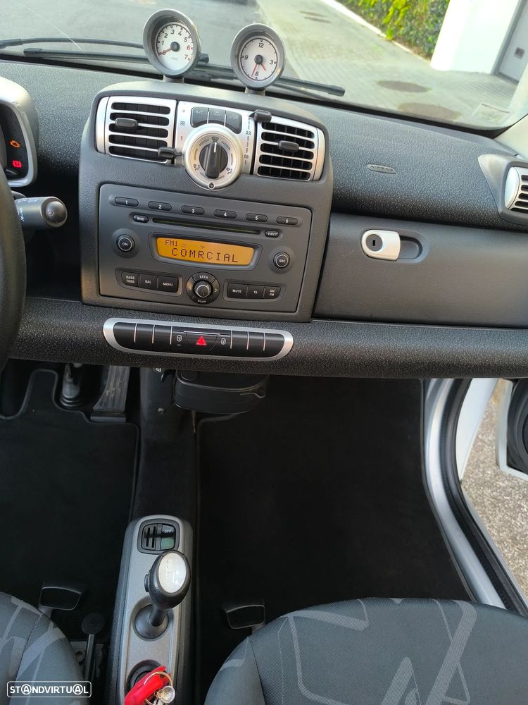 Smart ForTwo Coupé 1.0 mhd Passion 71 - 17