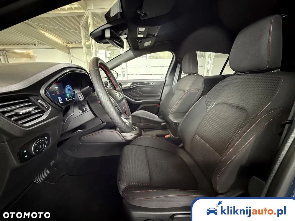 Ford Focus 1.0 EcoBoost mHEV ST-Line X - 5