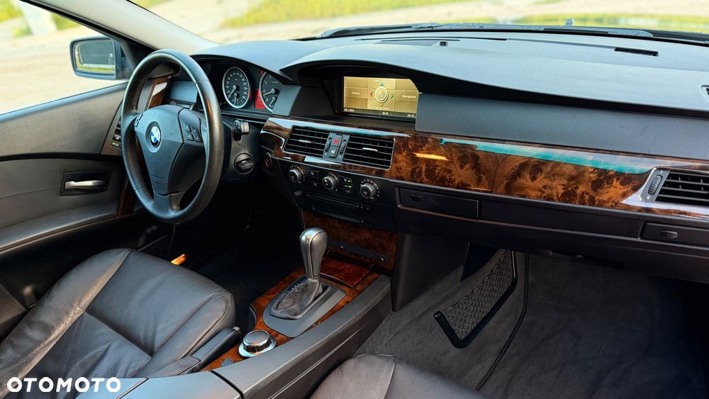BMW Seria 5 - 30