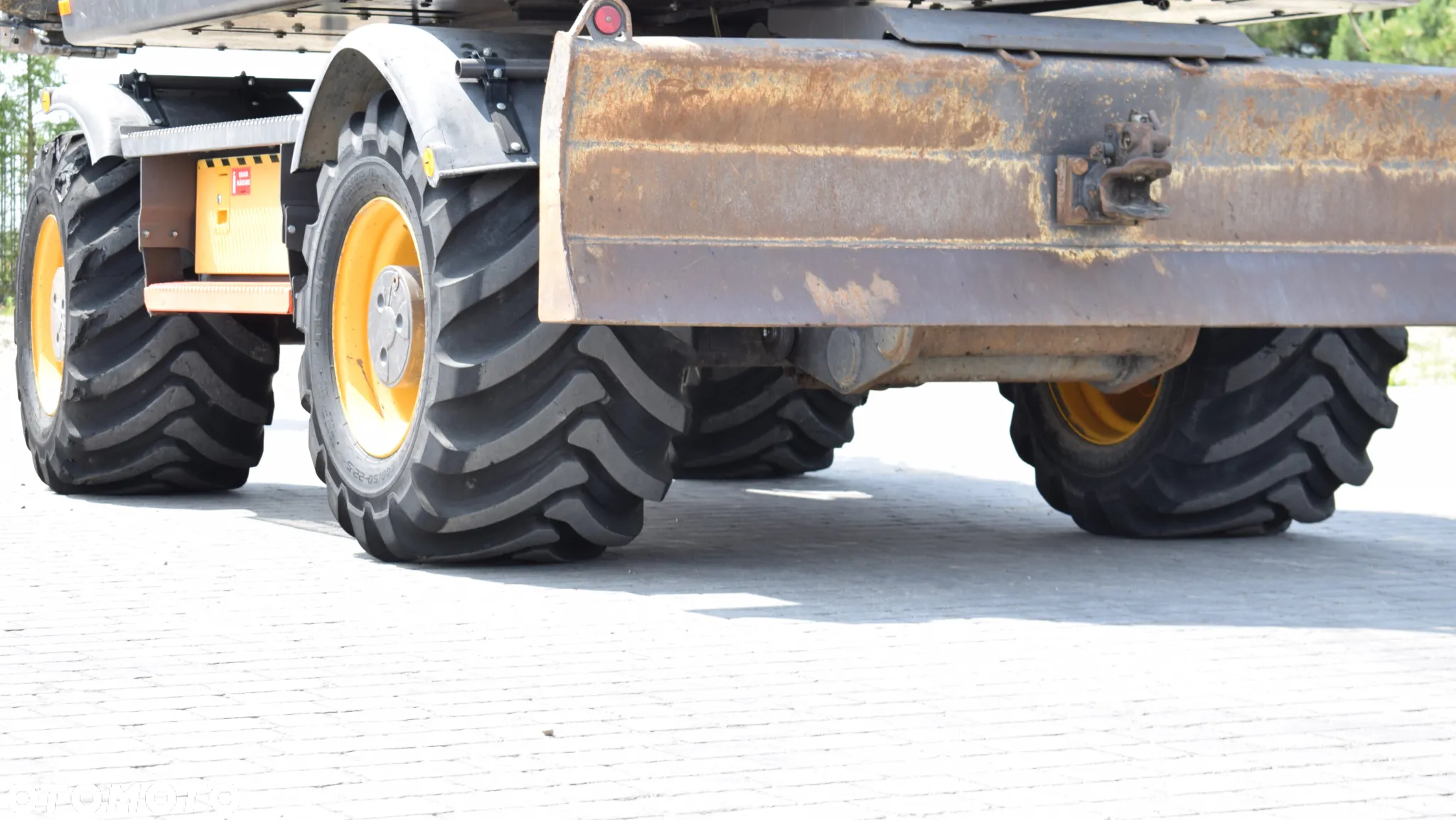 Koła R22.5 Nokian 600/50- 22.5 do koparki opony balony 24 płótna - 10