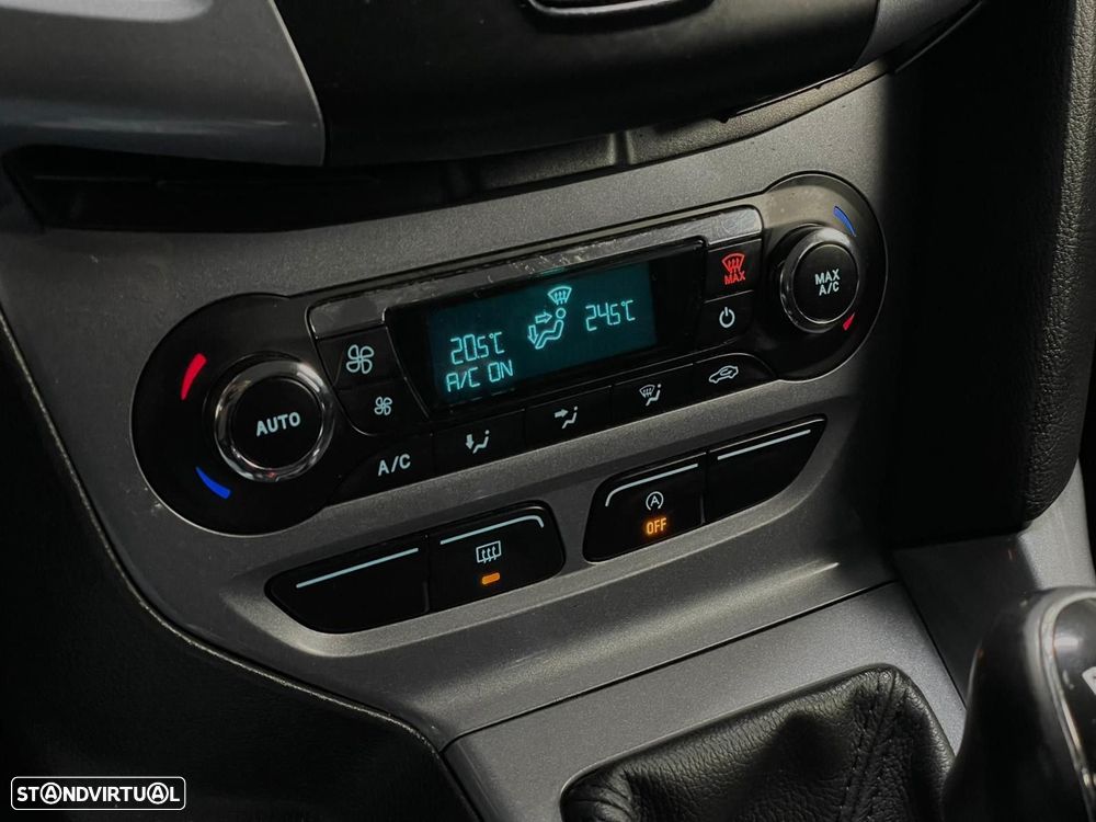 Ford Focus SW 1.6 TDCi Titanium - 13