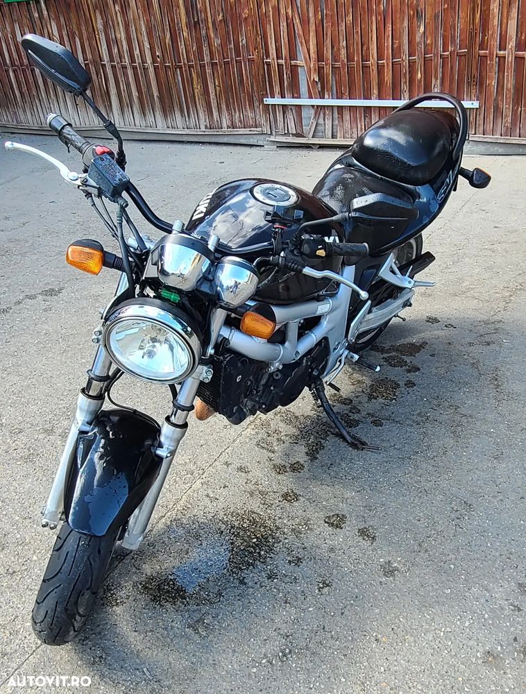 Suzuki SV650 - 3