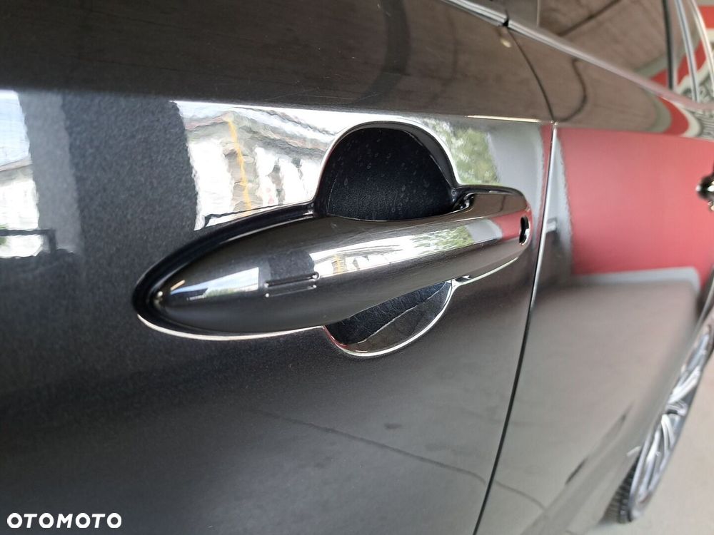 Toyota Corolla 1.8 Hybrid Style - 37