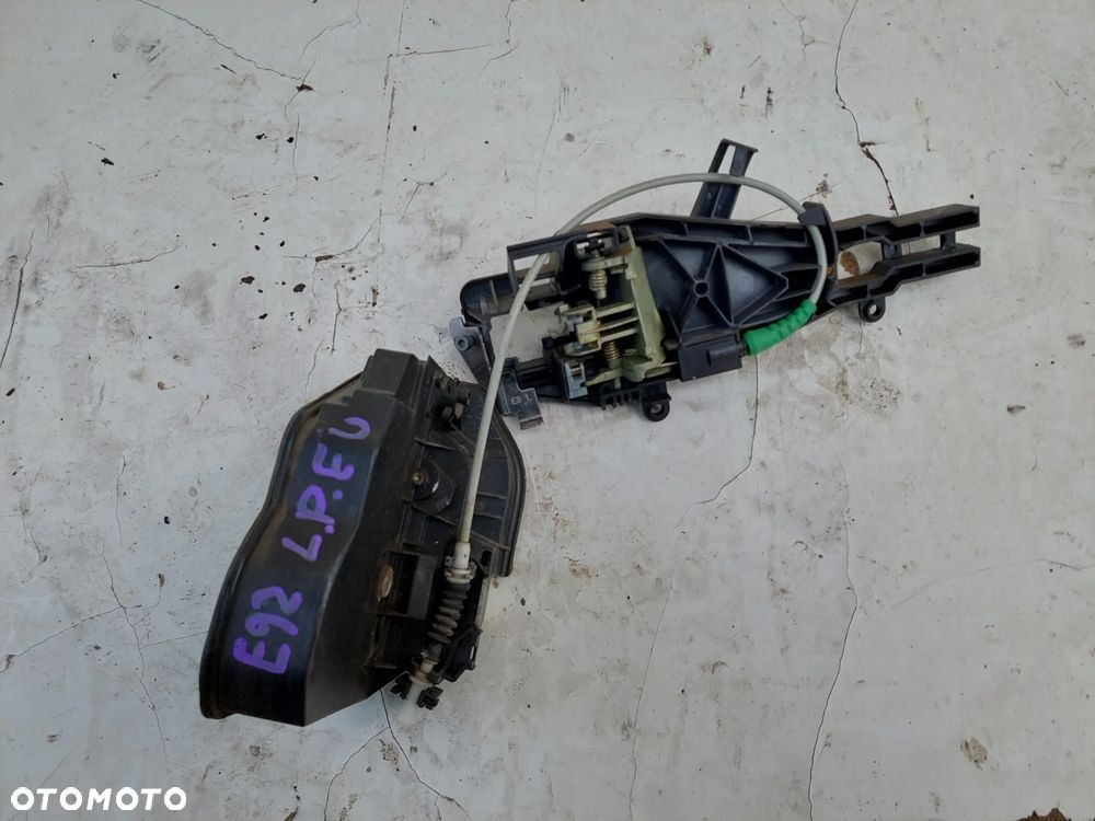 ZAMEK DRZWI LEWY PRZÓD BMW E92 - 2