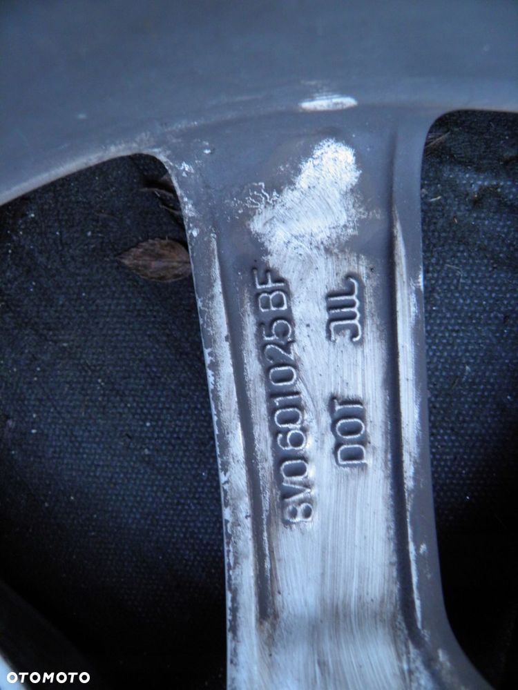 FELGA ALUMINIOWA AUDI A3 A4 8V0601025BF - 3