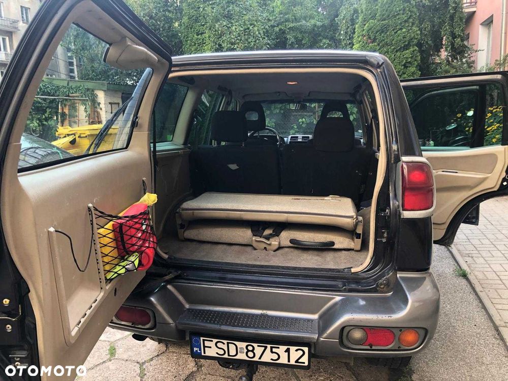 Nissan Terrano - 4