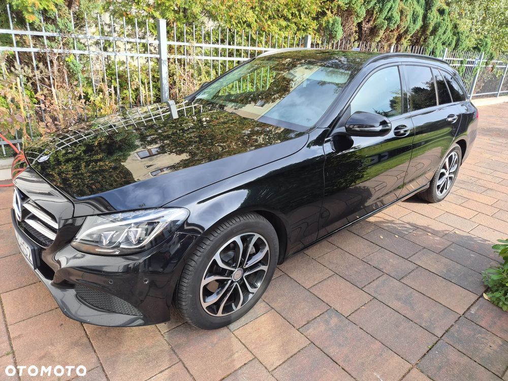 Mercedes-Benz C-Class 2015 photo 2