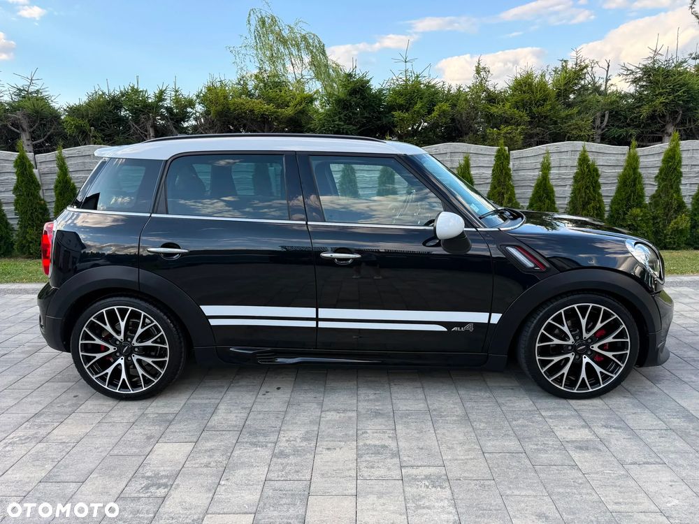 MINI John Cooper Works All4 - 4