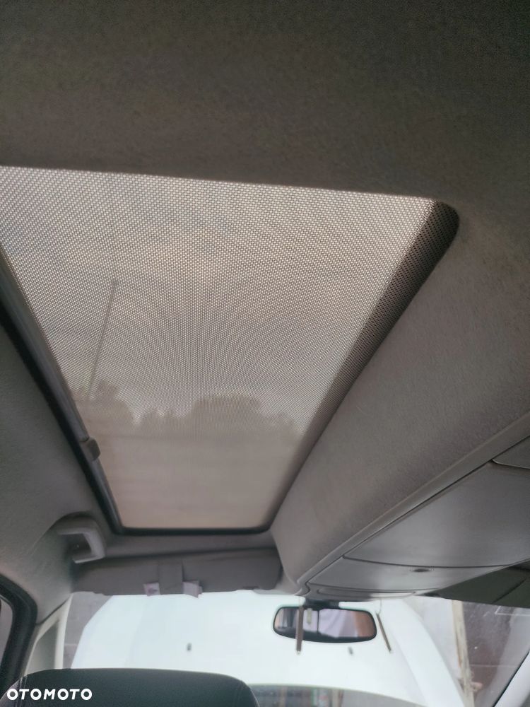 Ford Galaxy - 8