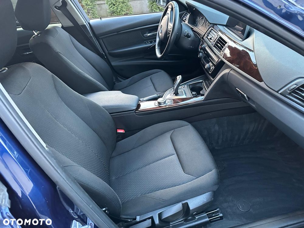 BMW Seria 3 320d Efficient Dynamics Edition Blue Perf - 15