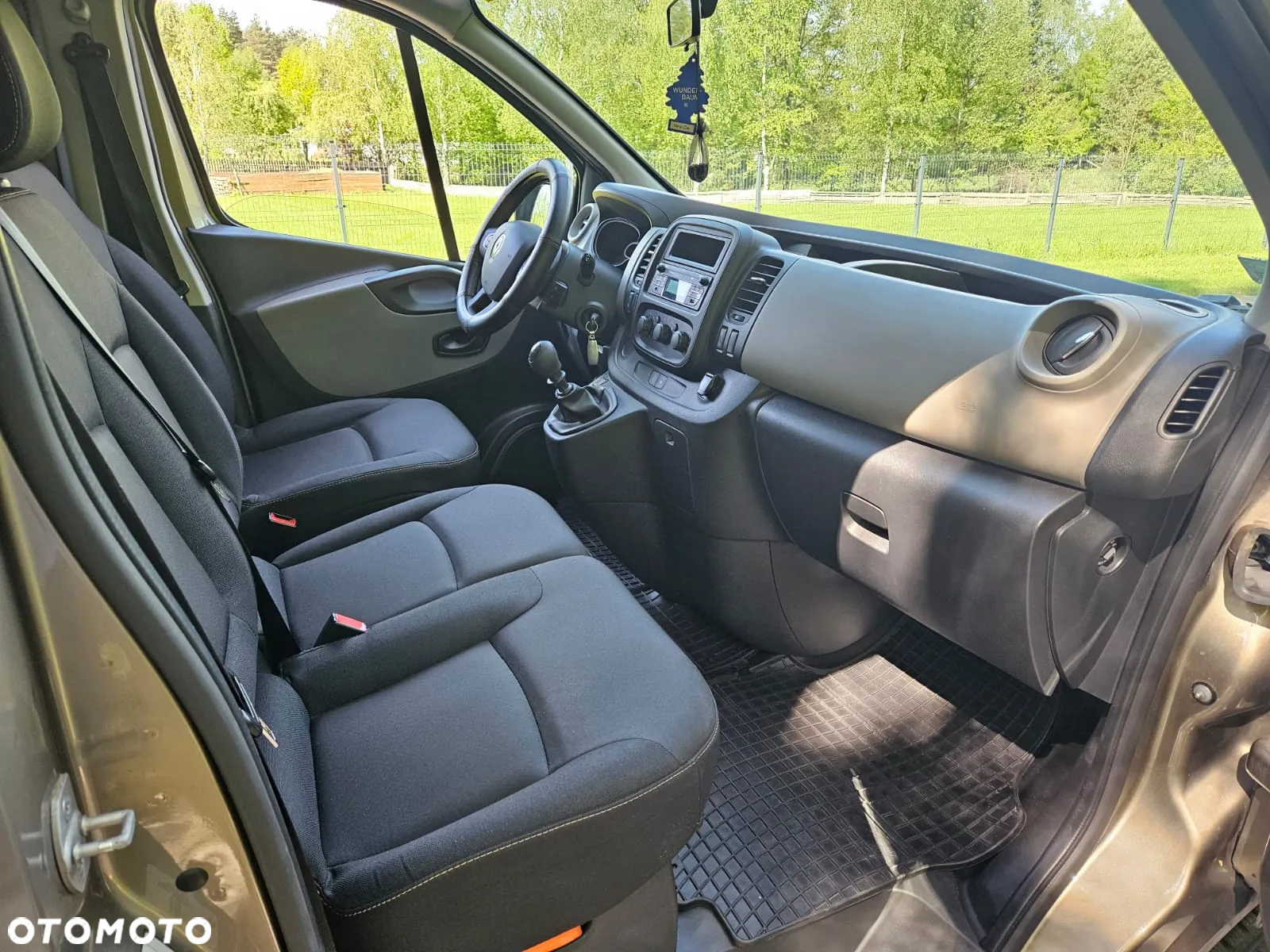 Renault Trafic - 10