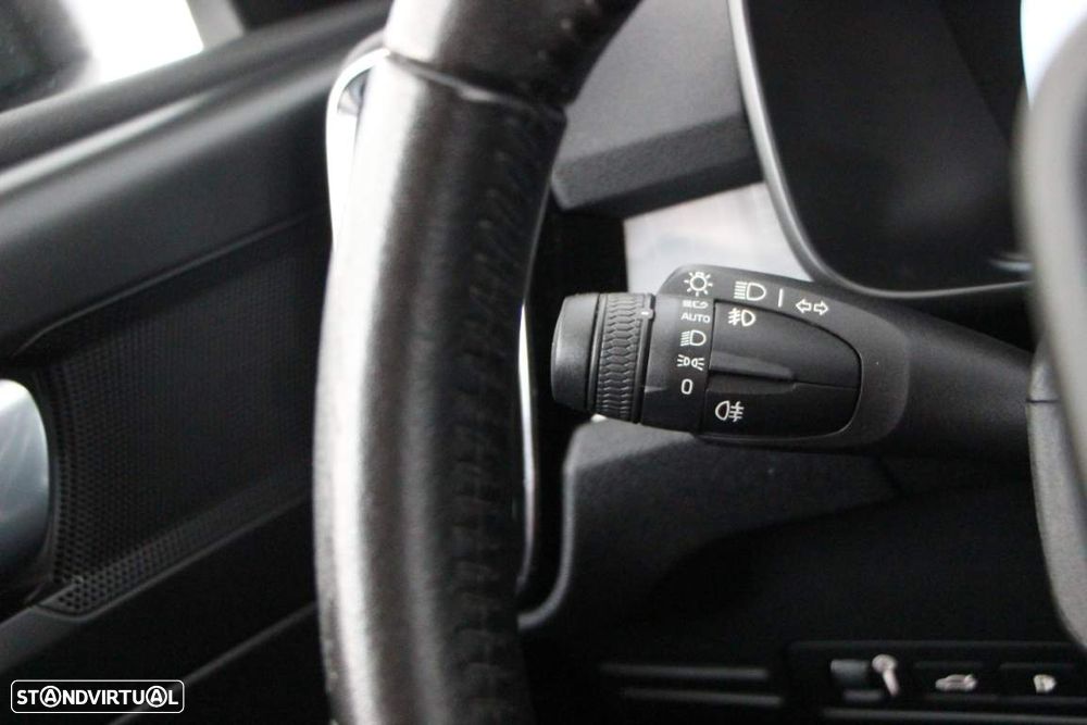 Volvo XC 40 1.5 T5 PHEV R-Design Expression - 16