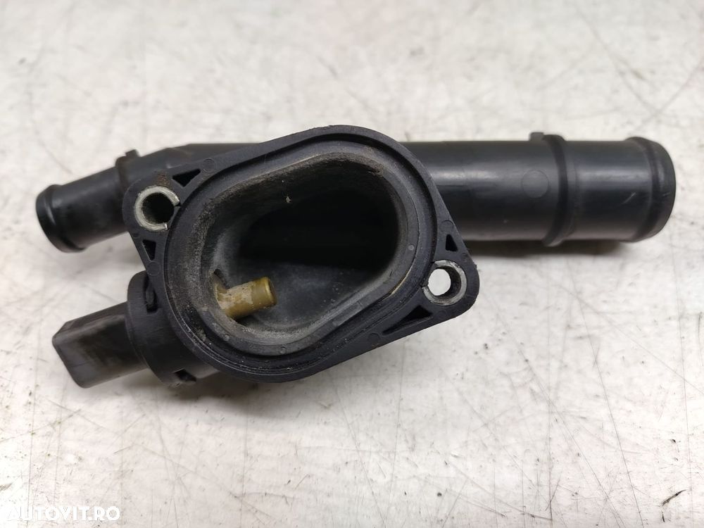 Carcasa termostat 2.0 tdi BKD CBAB BKD 03g121132b Volkswagen VW Golf - 2