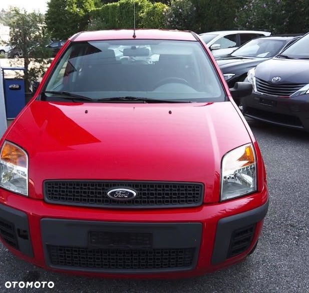 Ford Fusion - 1