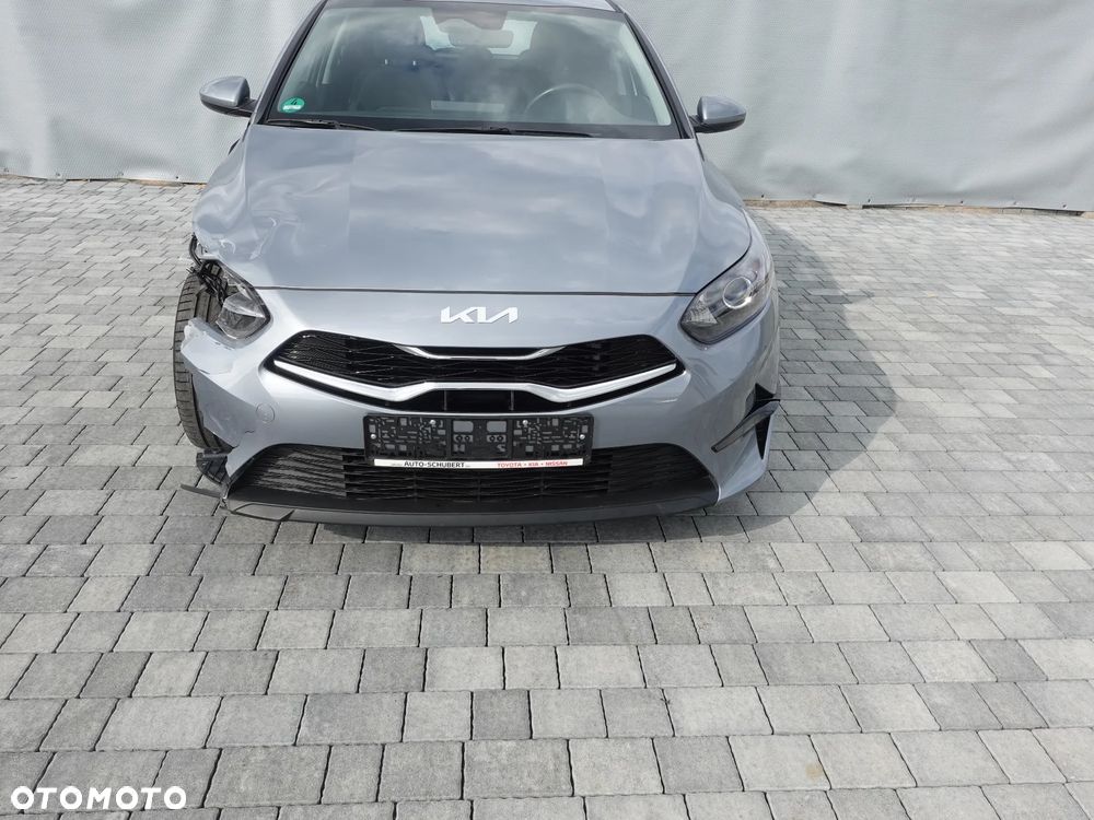 Kia Ceed 1.5 T-GDI OPF Vision - 9