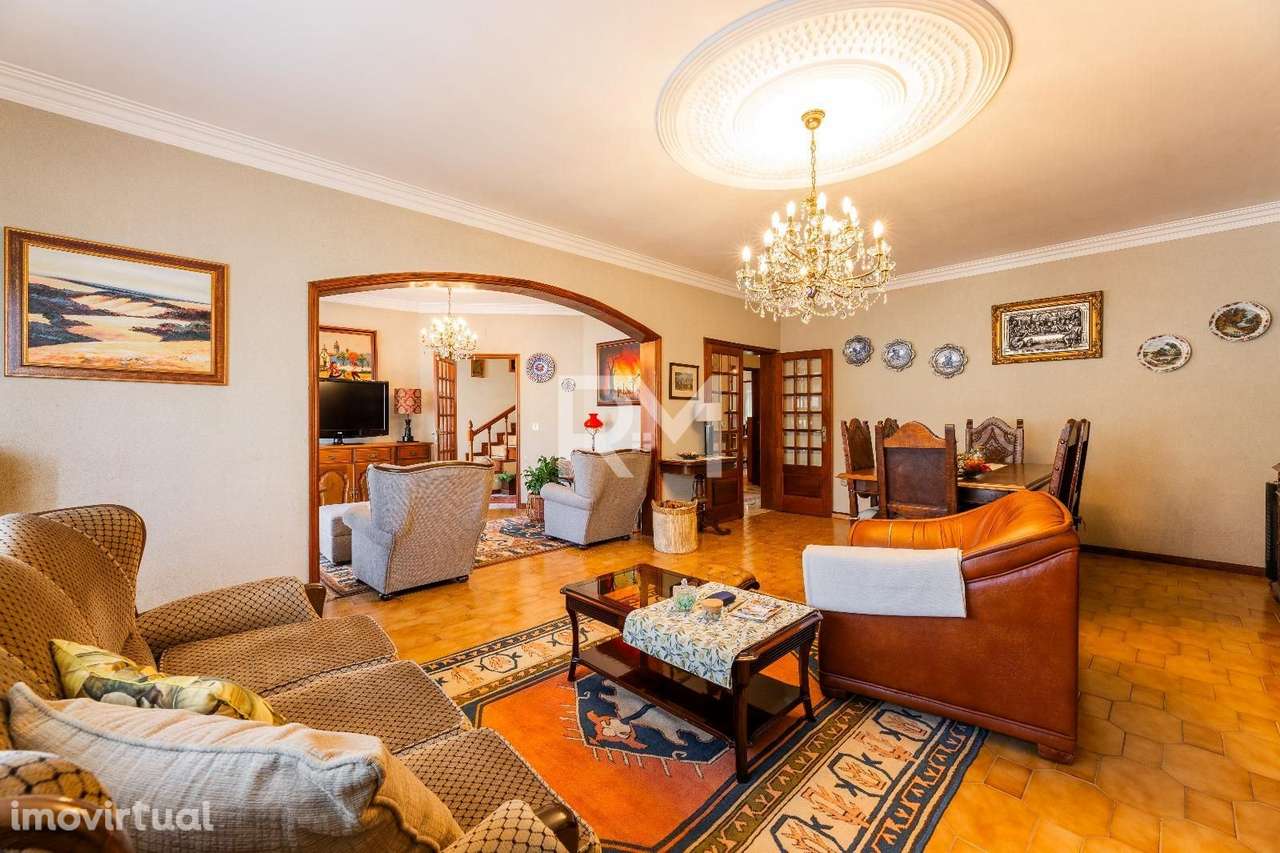 MORADIA T5 3 FRENTES E JARDIM | GUALTAR, BRAGA - Grande imagem: 4/25