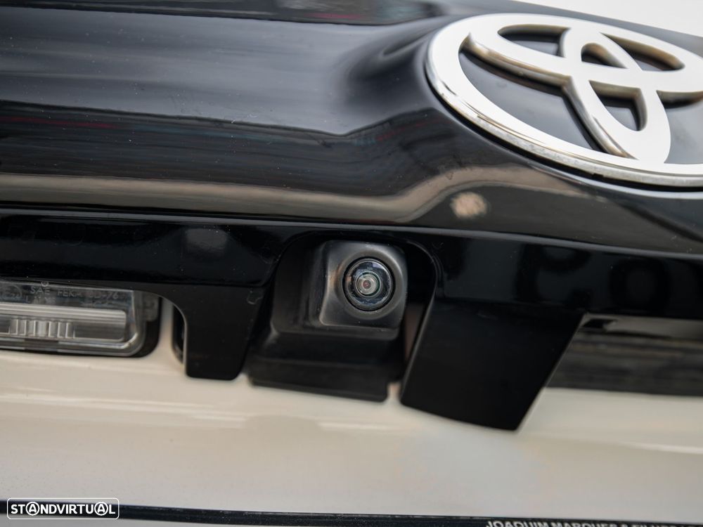 Toyota Yaris 1.5 HDF Comfort Plus - 10