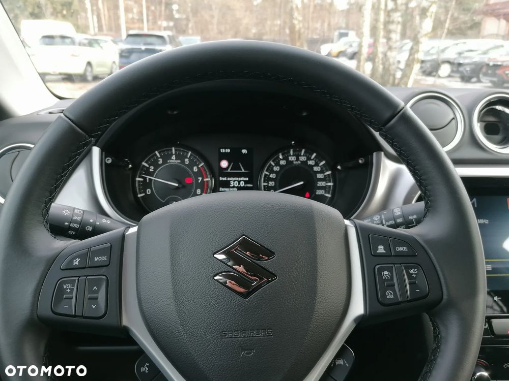 Suzuki Vitara 1.4 Boosterjet mHEV Premium Plus 2WD - 11