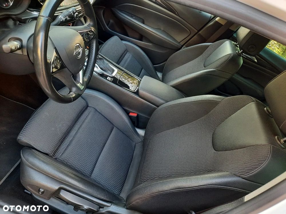 Opel Insignia 1.6 CDTI Innovation S&S - 17