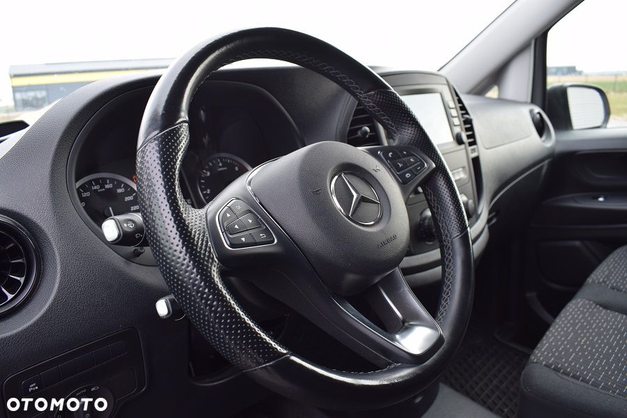 Mercedes-Benz VITO - 10