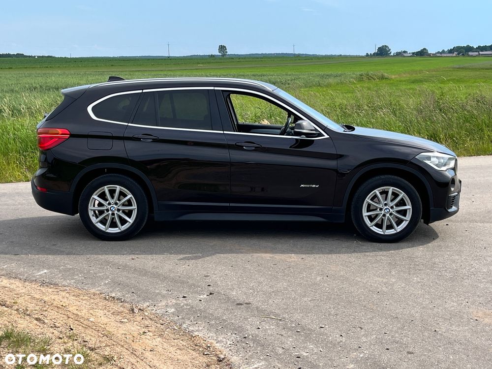BMW X1 xDrive18d - 11
