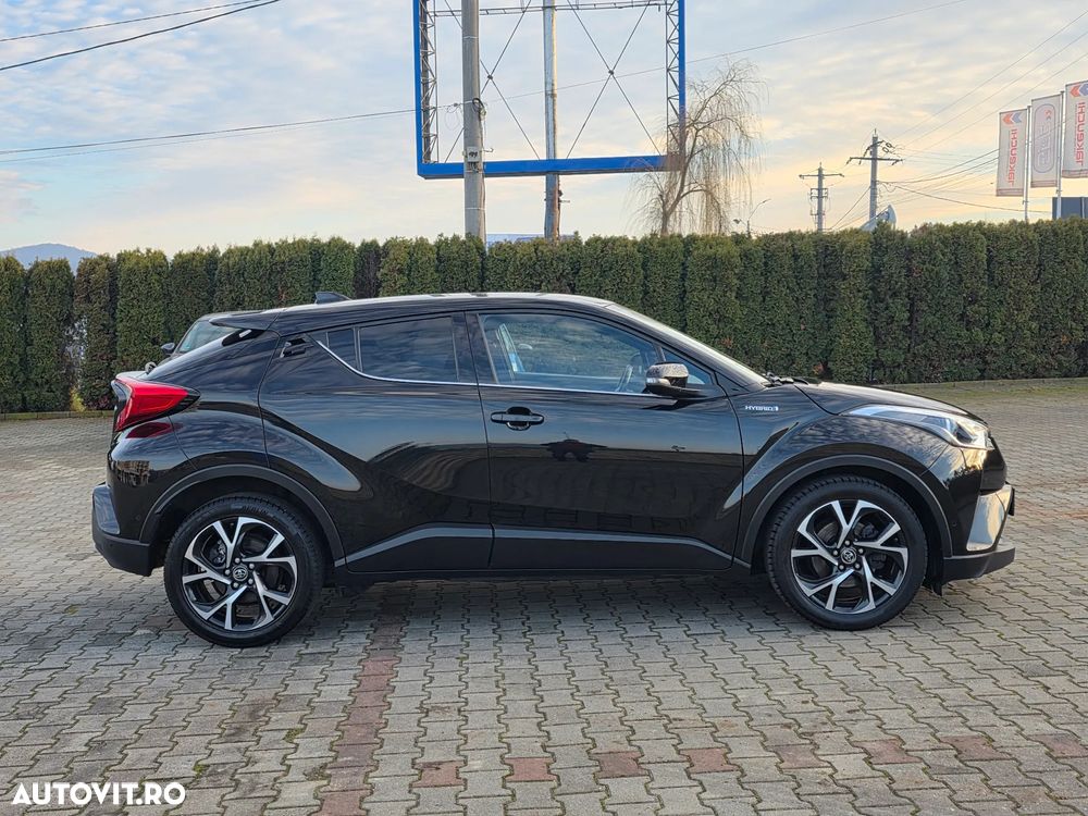 Toyota C-HR Hybrid Club - 34