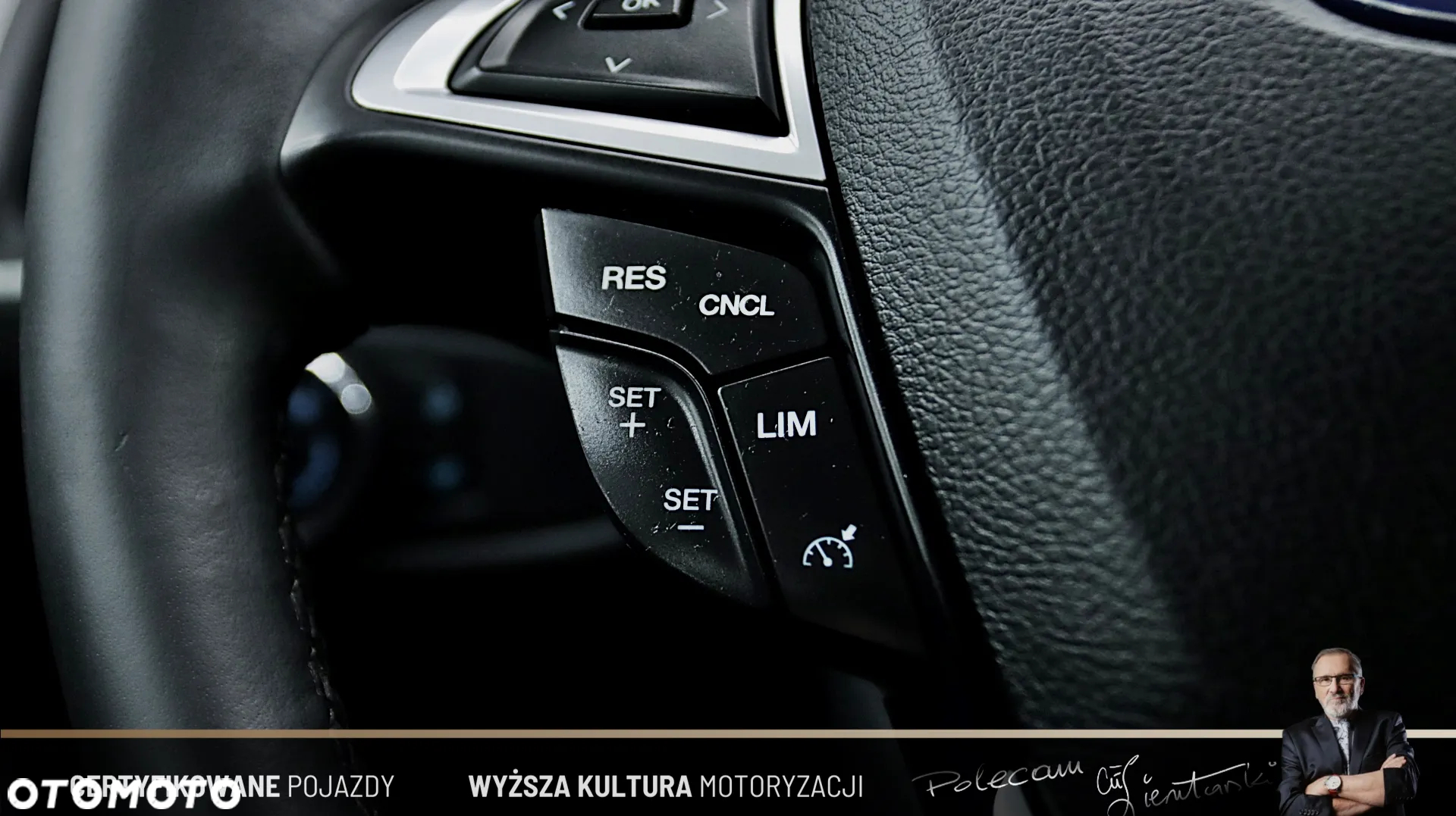 Ford S-Max 2.0 EcoBlue Titanium - 17