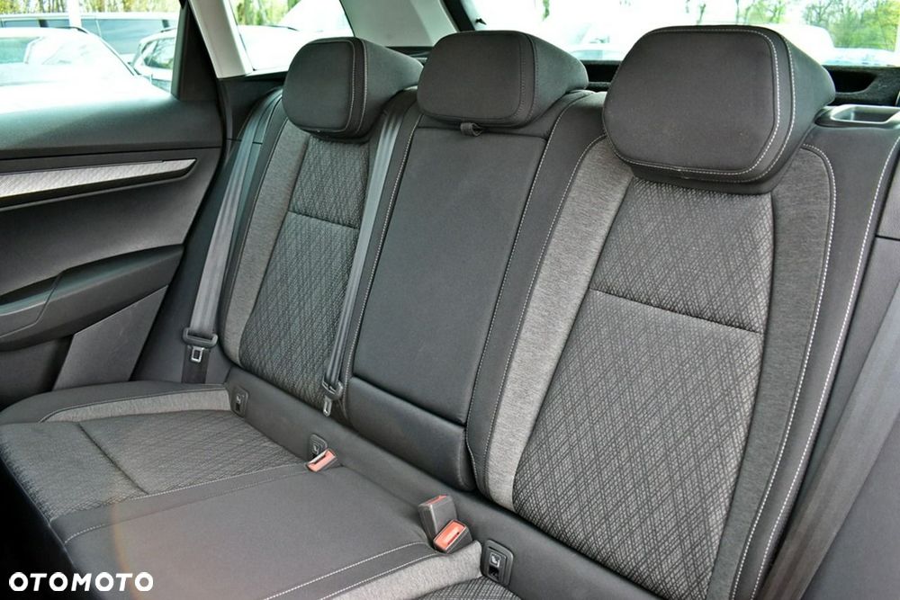 Skoda Karoq 1.5 TSI ACT Style DSG - 11