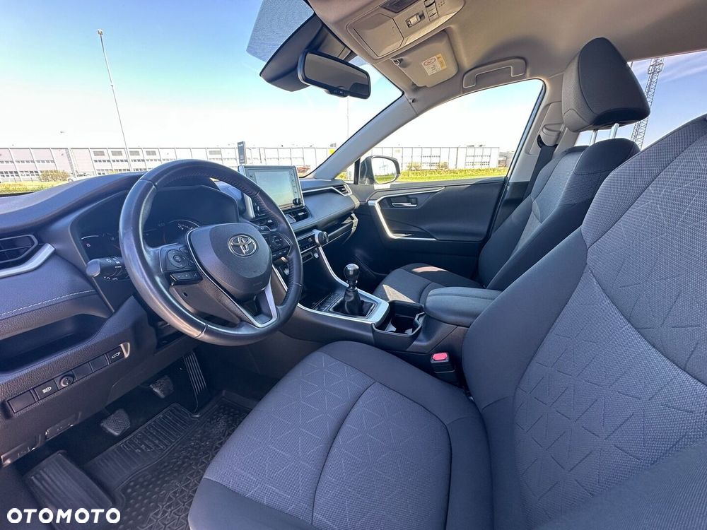 Toyota RAV4 2.0 Comfort 4x2 - 11